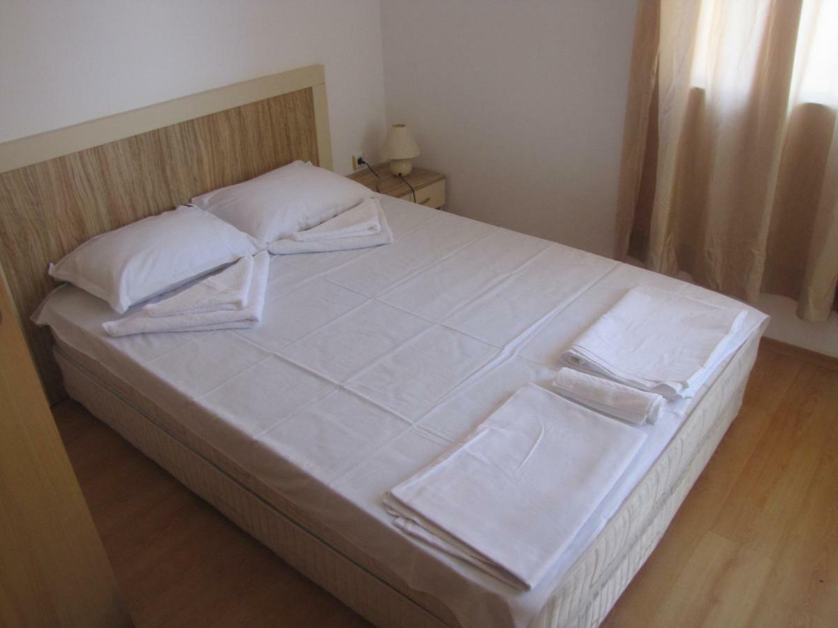 Guest Apartments Salena Sunny Beach Eksteriør billede